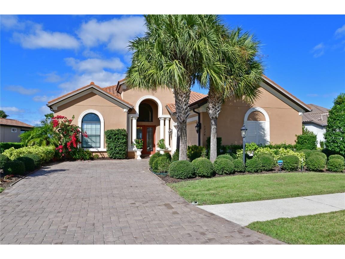 5226 Benito Court Bradenton FL 34211 A4593488 image1
