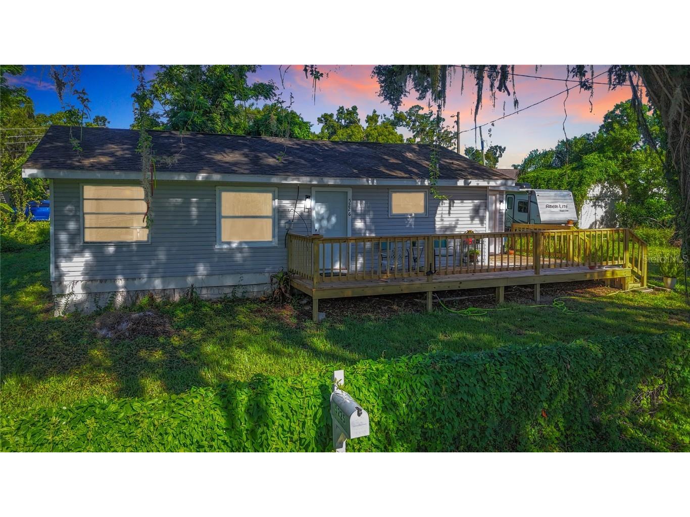 5226 Lime Avenue Seffner FL 33584 OM704362 image1