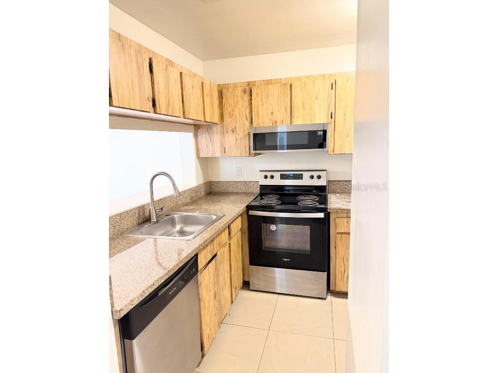 5226 Via Hacienda Circle #A215 Orlando FL 32839 O6345457 image3