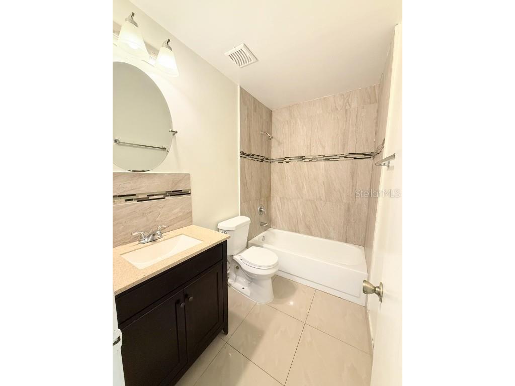 5226 Via Hacienda Circle #A215 Orlando FL 32839 O6345457 image8