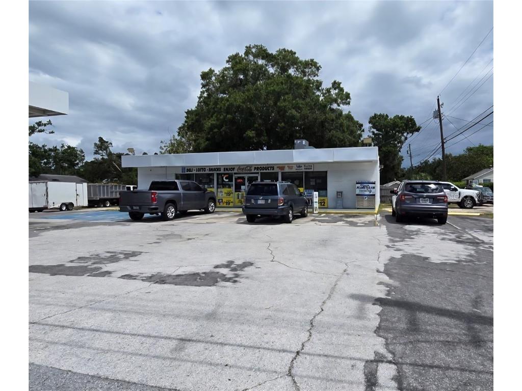 5227 Gulfport Boulevard S Gulfport FL 33707 TB8457867 image2