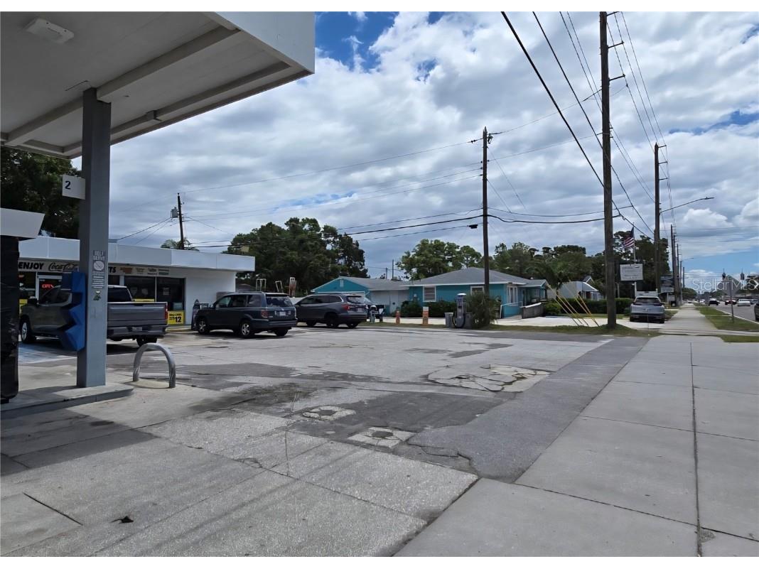 5227 Gulfport Boulevard S Gulfport FL 33707 TB8457867 image3