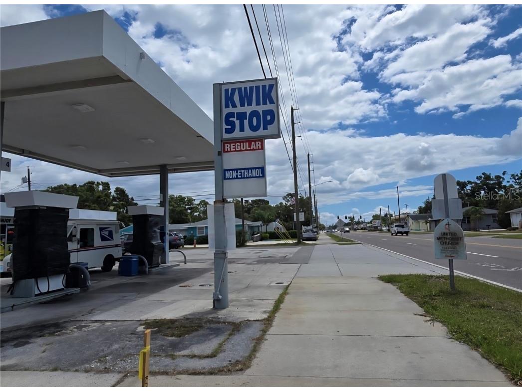 5227 Gulfport Boulevard S Gulfport FL 33707 TB8457867 image5