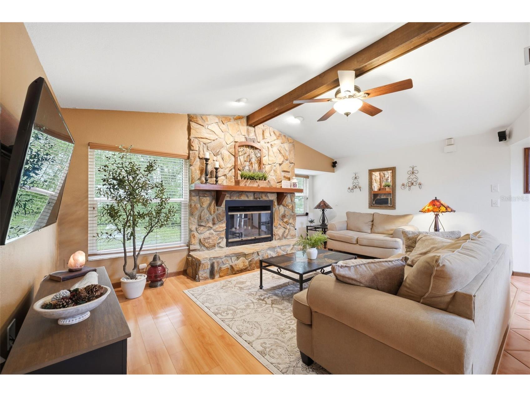 5227 Suwannee Road Weeki Wachee FL 34607 W7885943 image14