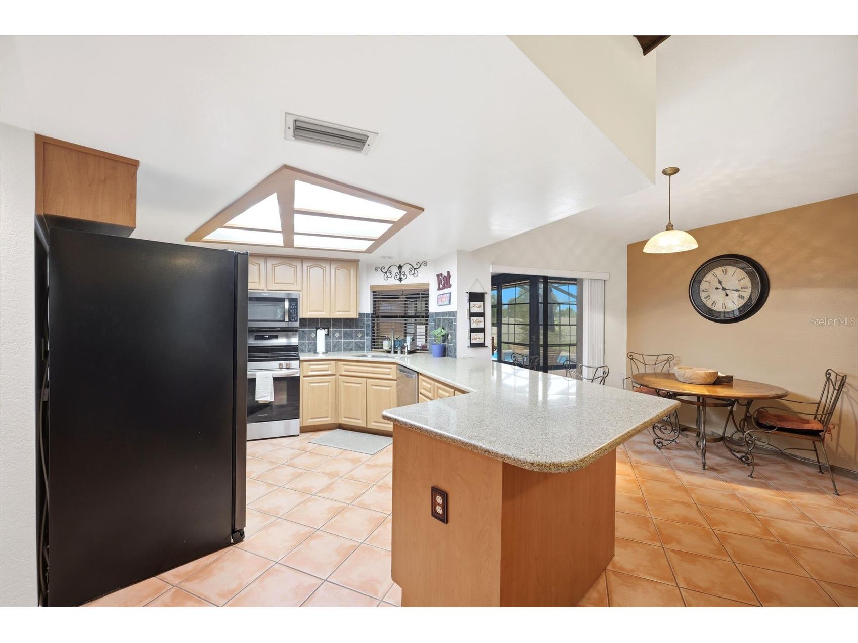 5227 Suwannee Road Weeki Wachee FL 34607 W7885943 image19