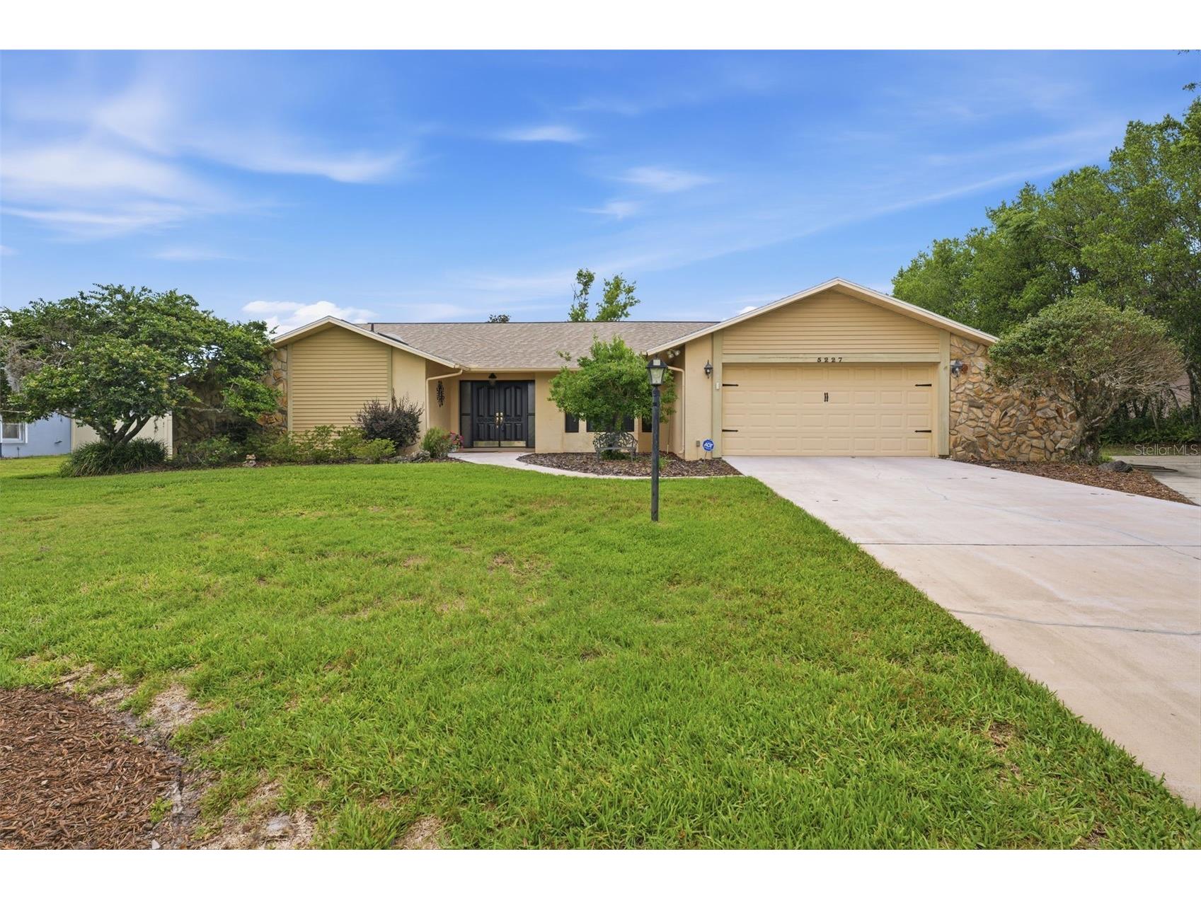 5227 Suwannee Road Weeki Wachee FL 34607 W7885943 image62