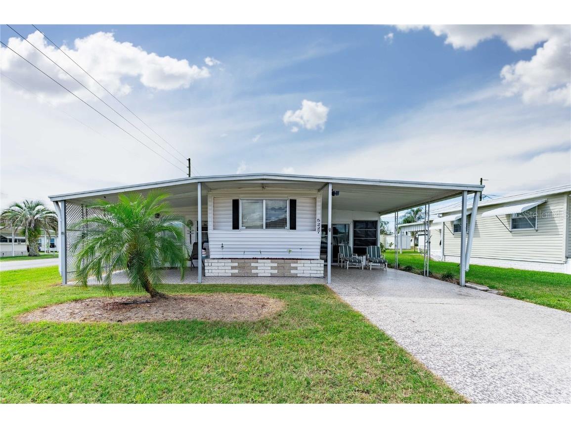 5227 Vera Street Zephyrhills FL 33542 T3499801 image1