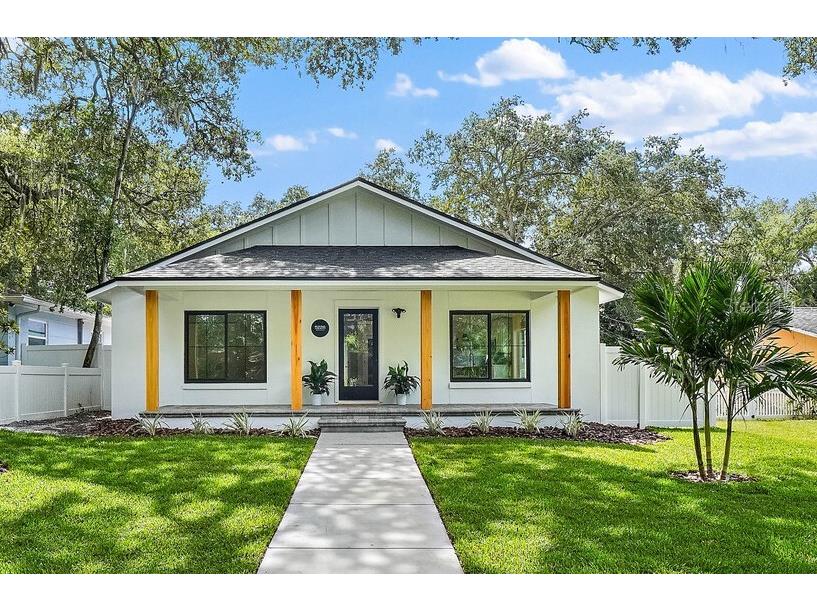 5228 40th Avenue N Saint Petersburg FL 33709 U8139193 image1