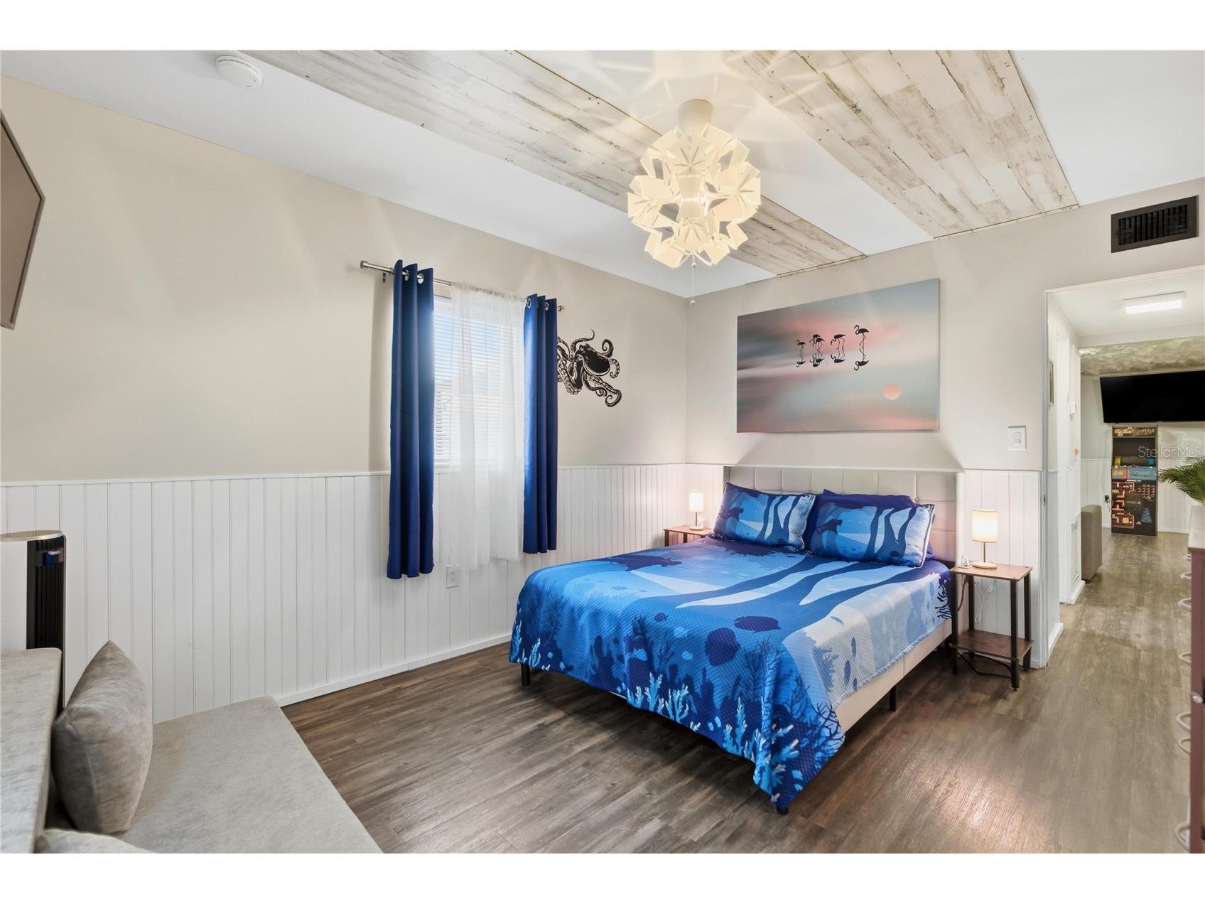 5228 Calle Menorca Sarasota FL 34242 O6377280 image40