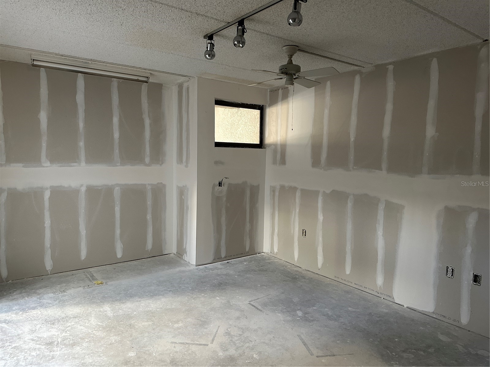 5228 Cypress Creek Drive #105 Orlando FL 32811 O6381272 image28