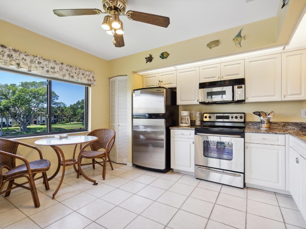 5228 Landings Boulevard #202 Sarasota FL 34231 A4672392 image12