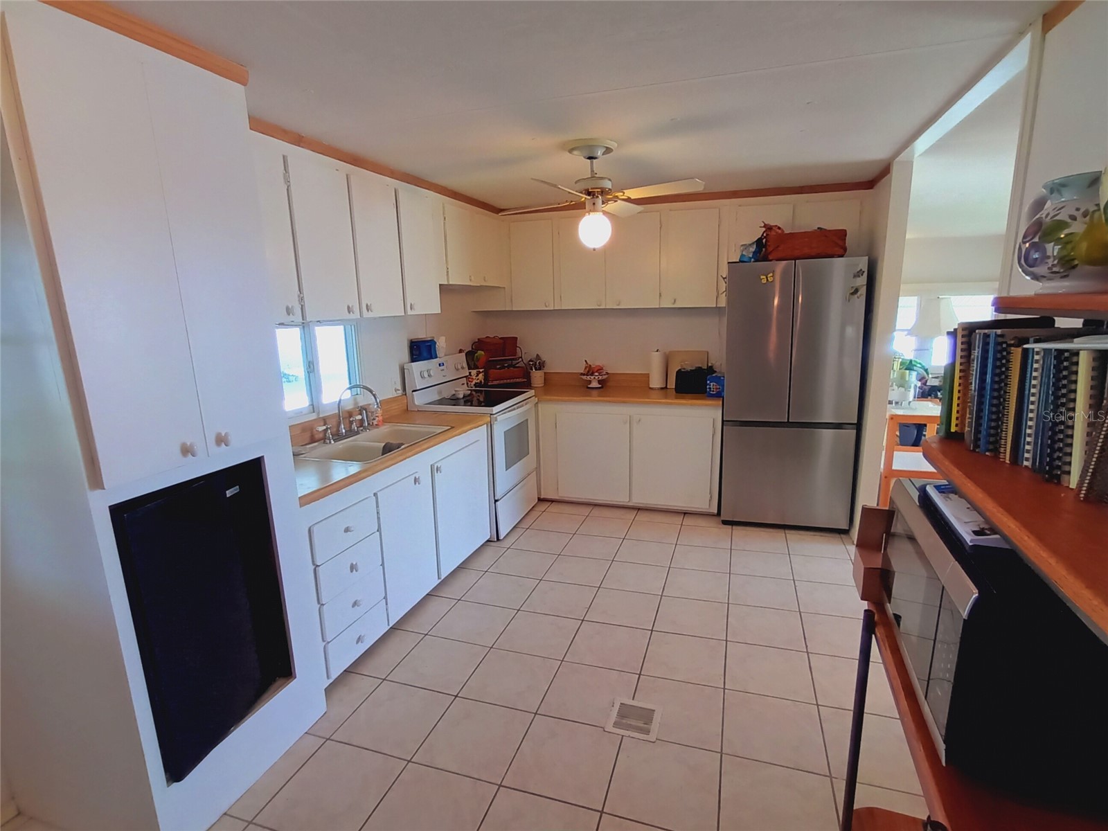 5229 Bel Air Avenue Sarasota FL 34234 A4667830 image8