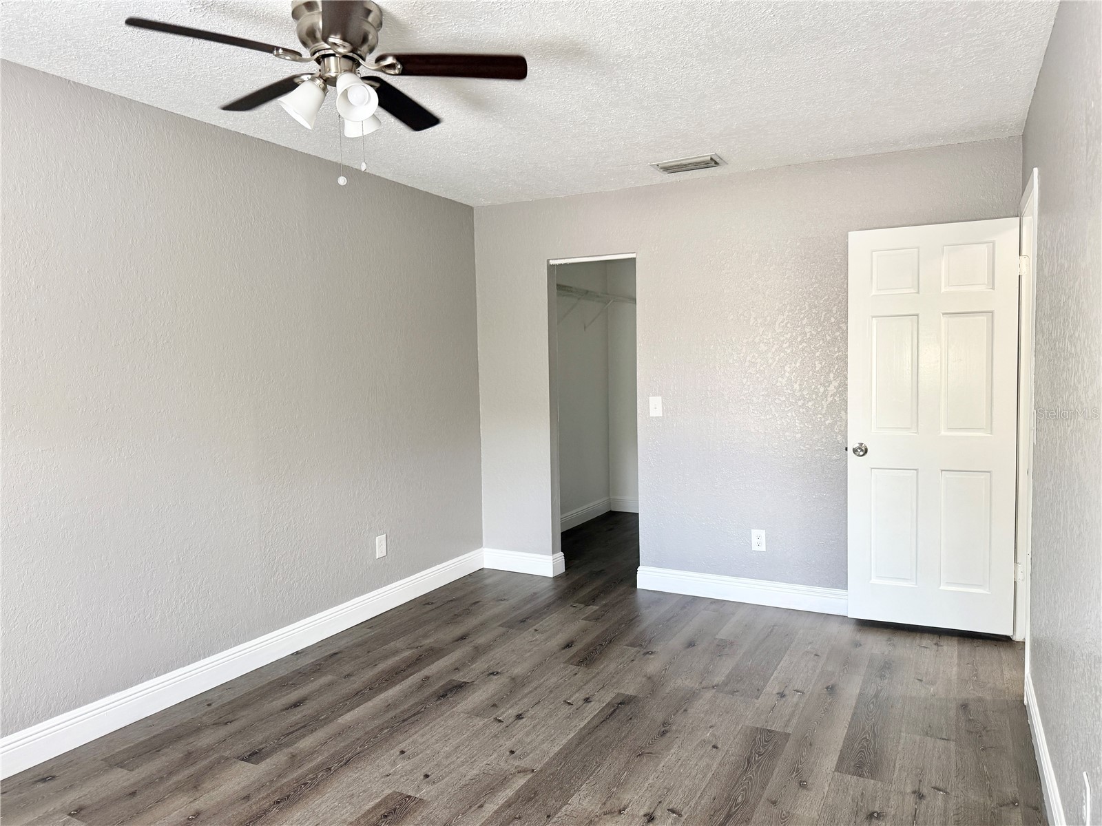 5229 Tennis Court Circle Tampa FL 33617 TB8492333 image13