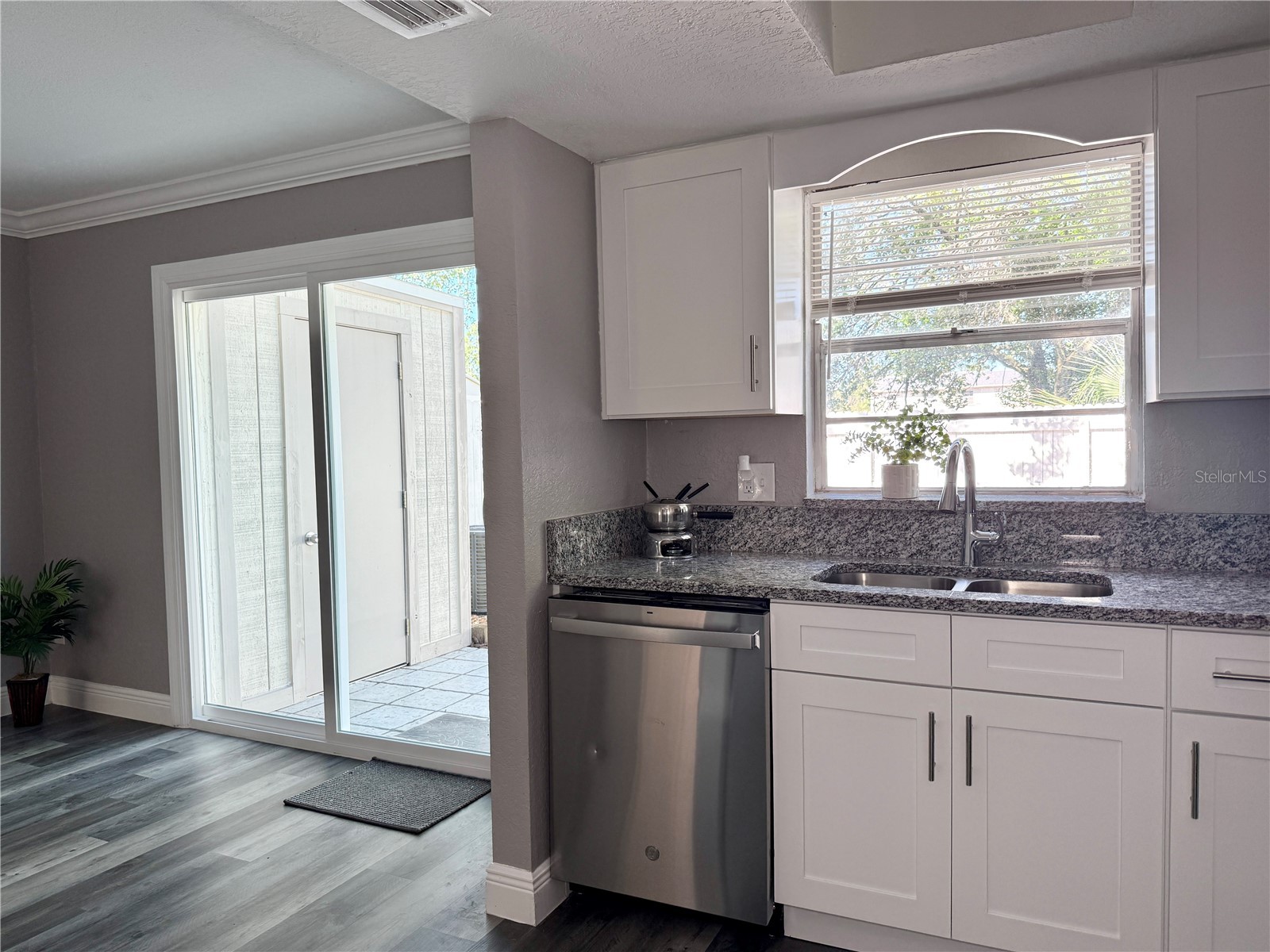 5229 Tennis Court Circle Tampa FL 33617 TB8492333 image6