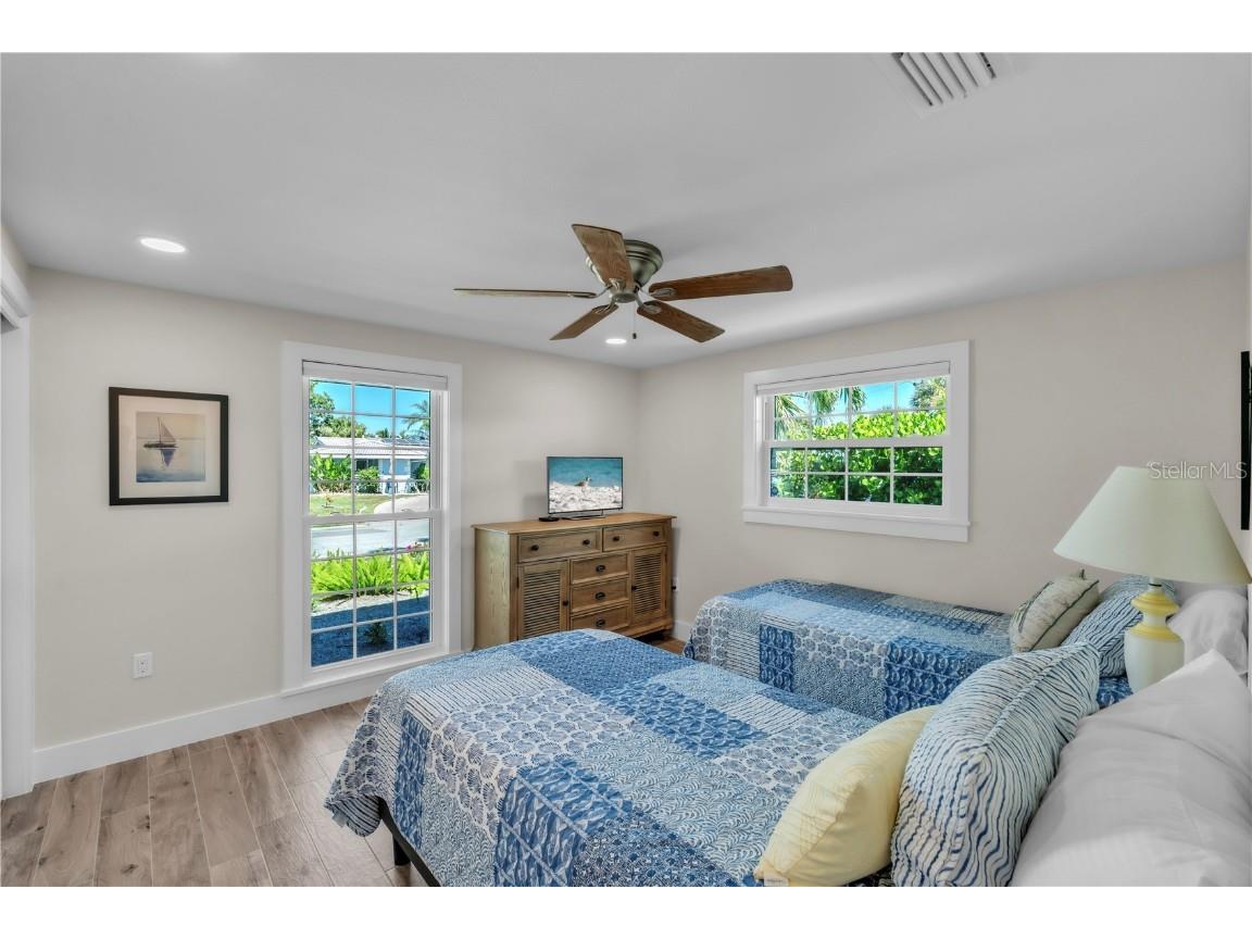 523 69th Street Holmes Beach FL 34217 A4669062 image29