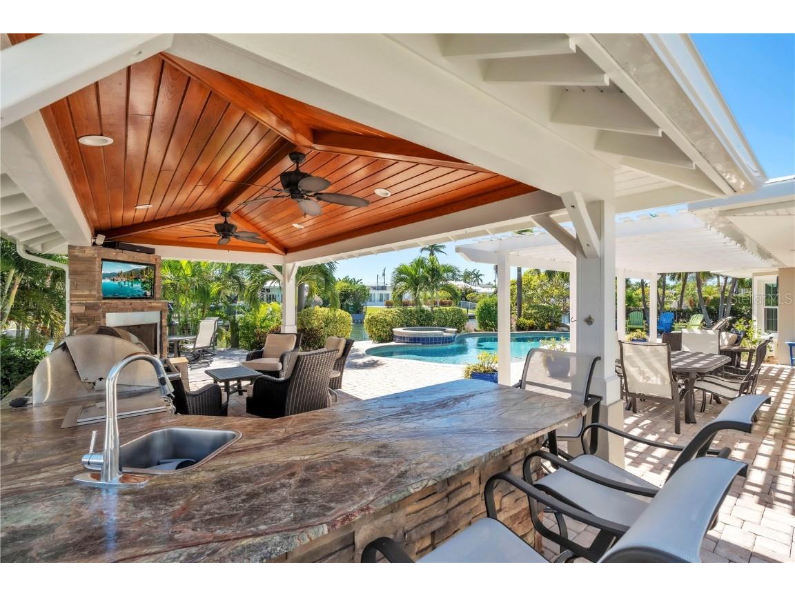 523 69th Street Holmes Beach FL 34217 A4669062 image40