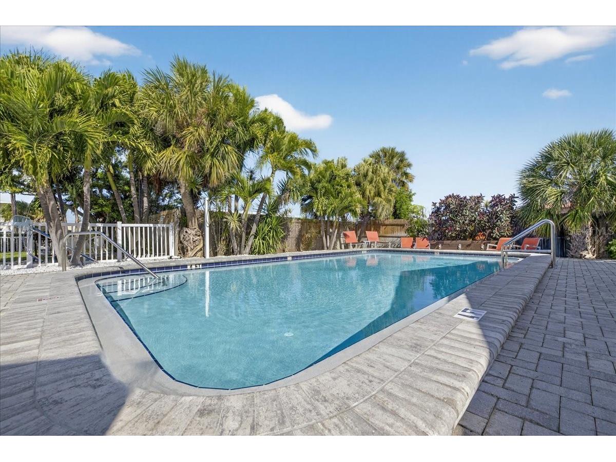 523 72nd Avenue Saint Pete Beach FL 33706 TB8498298 image7
