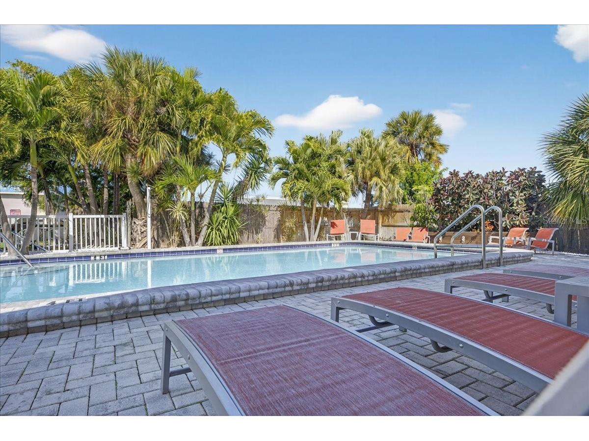 523 72nd Avenue Saint Pete Beach FL 33706 TB8498298 image9