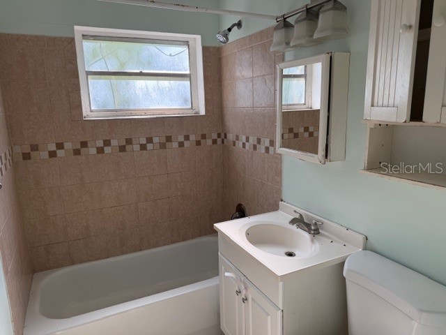 523 7th Lane SW Vero Beach FL 32962 P4937131 image5