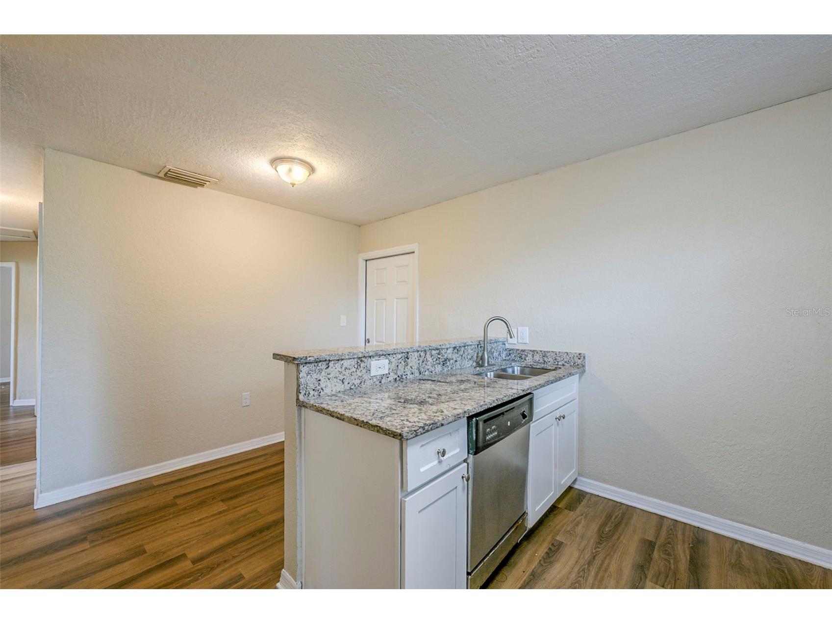 523 Carver Boulevard Orlando FL 32810 O6416575 image16