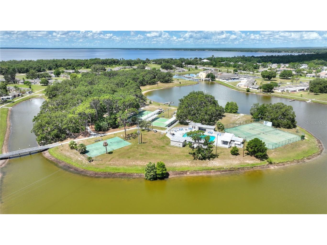 523 Club Circle Lake Wales FL 33898 TB8399366 image36