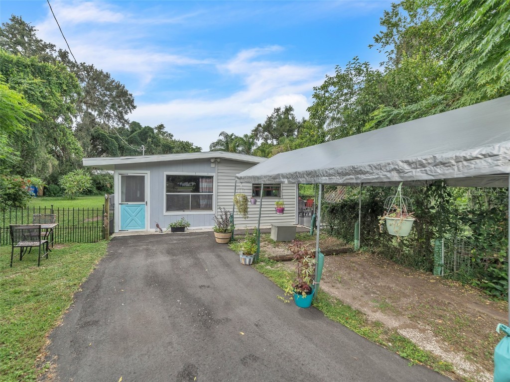 523 Coulter Road Brandon FL 33511 TB8429386 image1