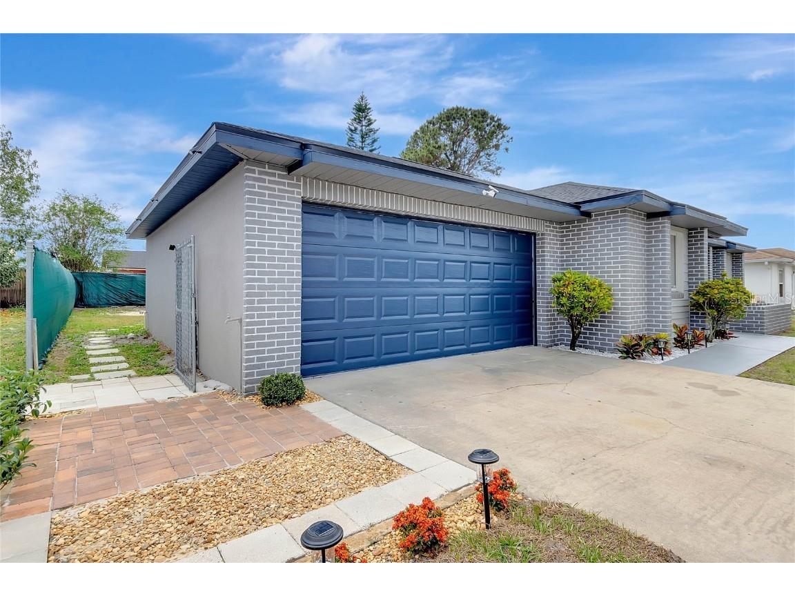 523 Floral Drive Kissimmee FL 34743 R4909985 image1