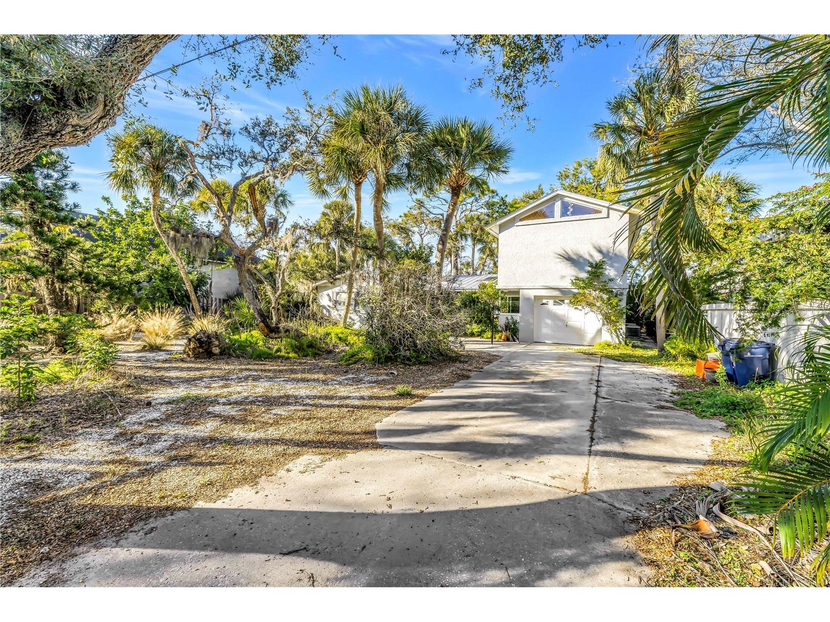 523 Reid Street Sarasota FL 34242 A4681042 image2