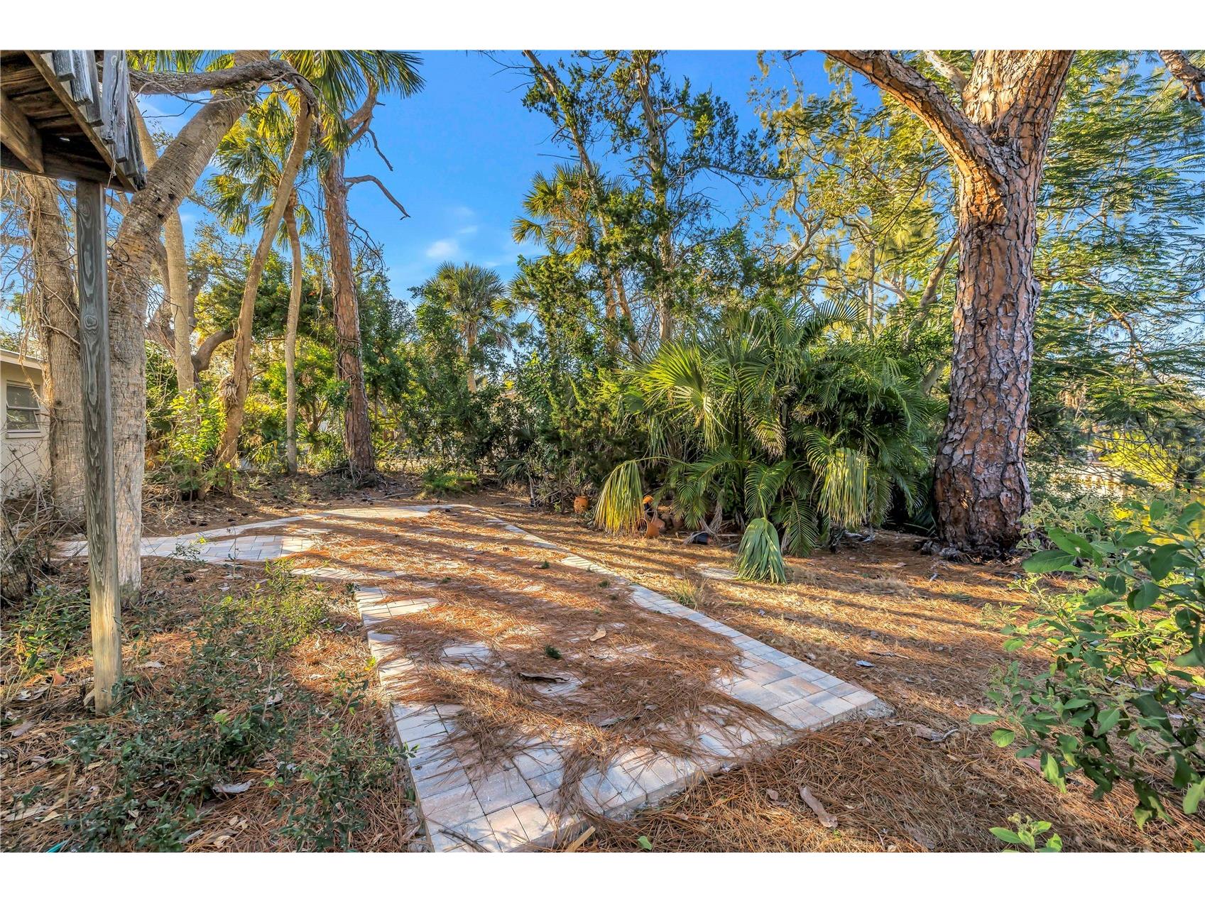 523 Reid Street Sarasota FL 34242 A4681042 image29