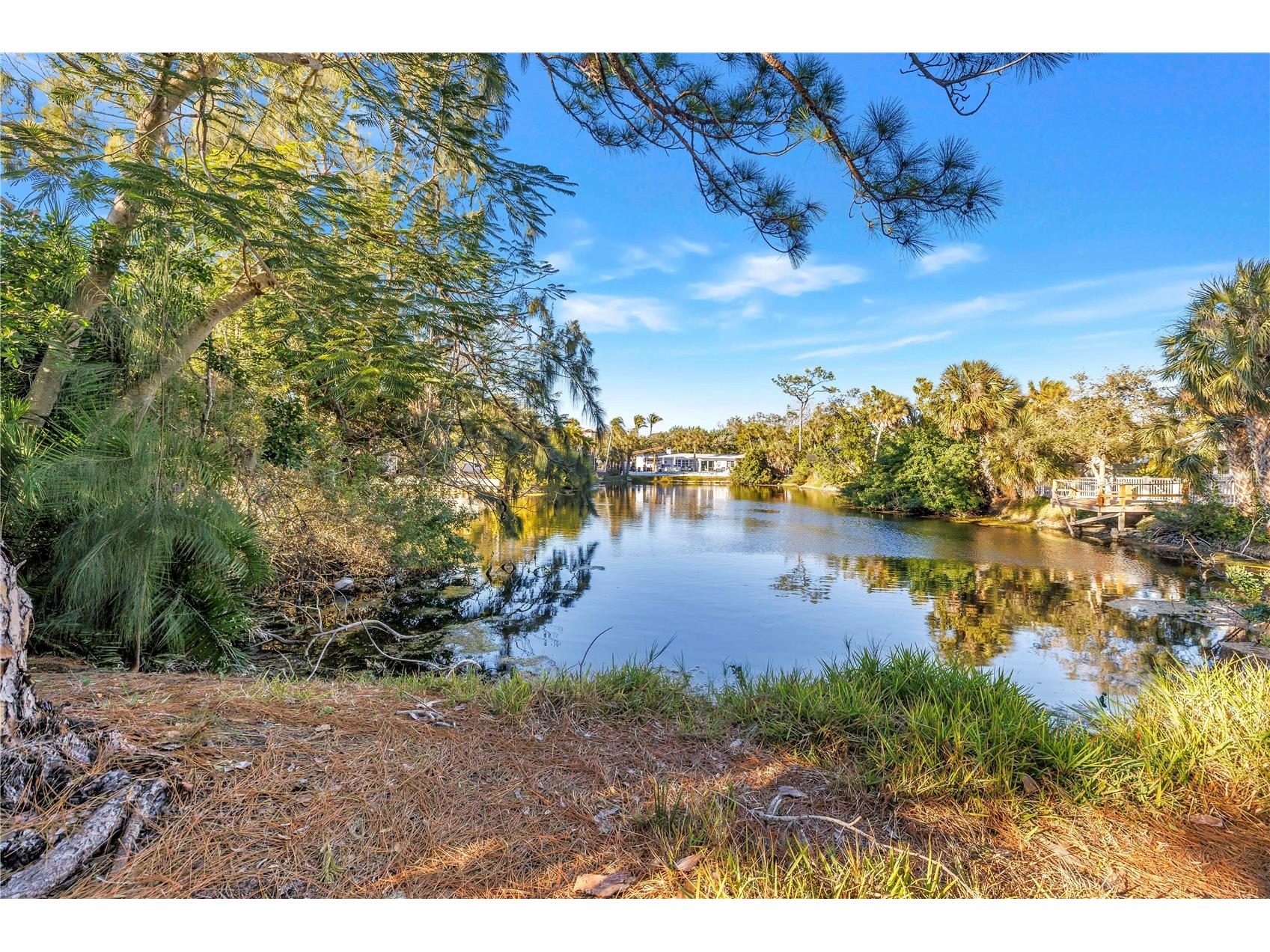 523 Reid Street Sarasota FL 34242 A4681042 image30