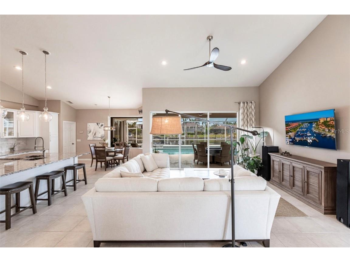 523 Saint Girons Court Punta Gorda FL 33950 C7515479 image4