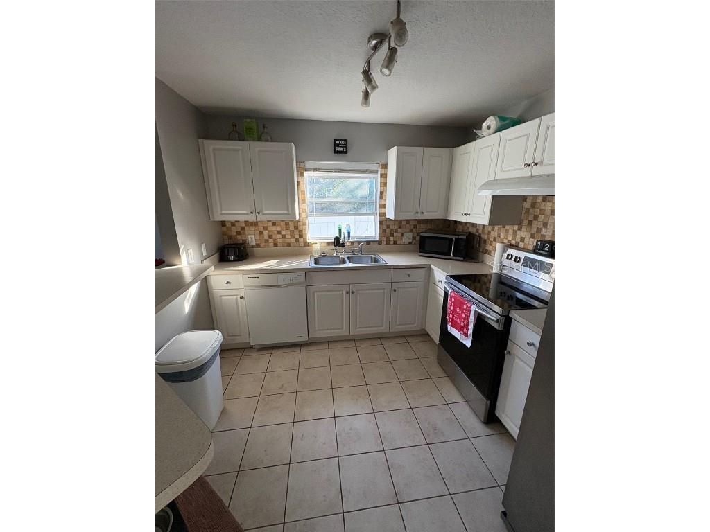 5230 Cherry Avenue Seffner FL 33584 TB8449190 image3