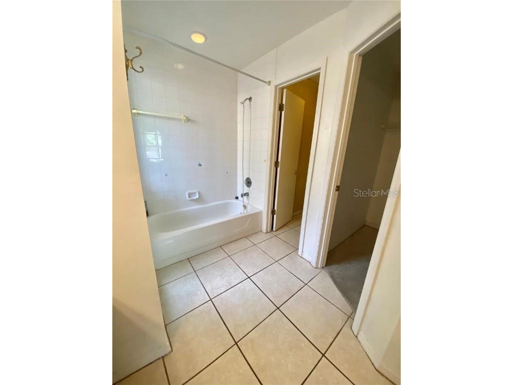 5230 Clarion Oaks Drive Orlando FL 32808 S5129239 image17