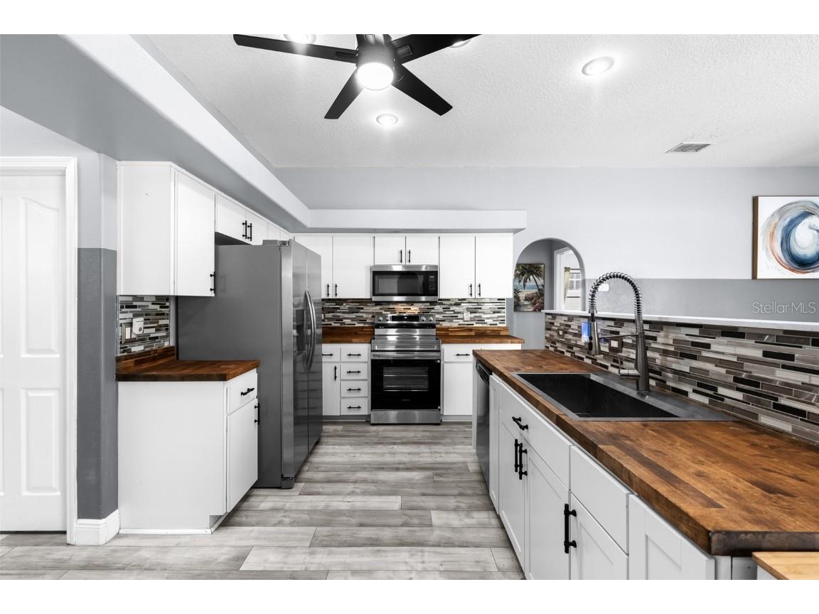 5230 Halstead Lane Zephyrhills FL 33541 TB8430479 image9