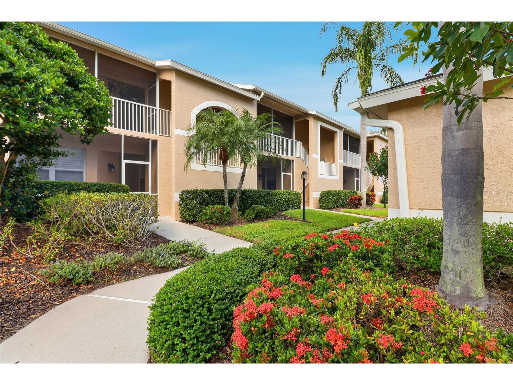 5230 Hyland Hills Avenue #1315 Sarasota FL 34241 A4670653 image1
