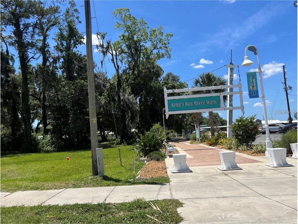 5230 N Whetstone Point Crystal River FL 34428 OM691332 image7