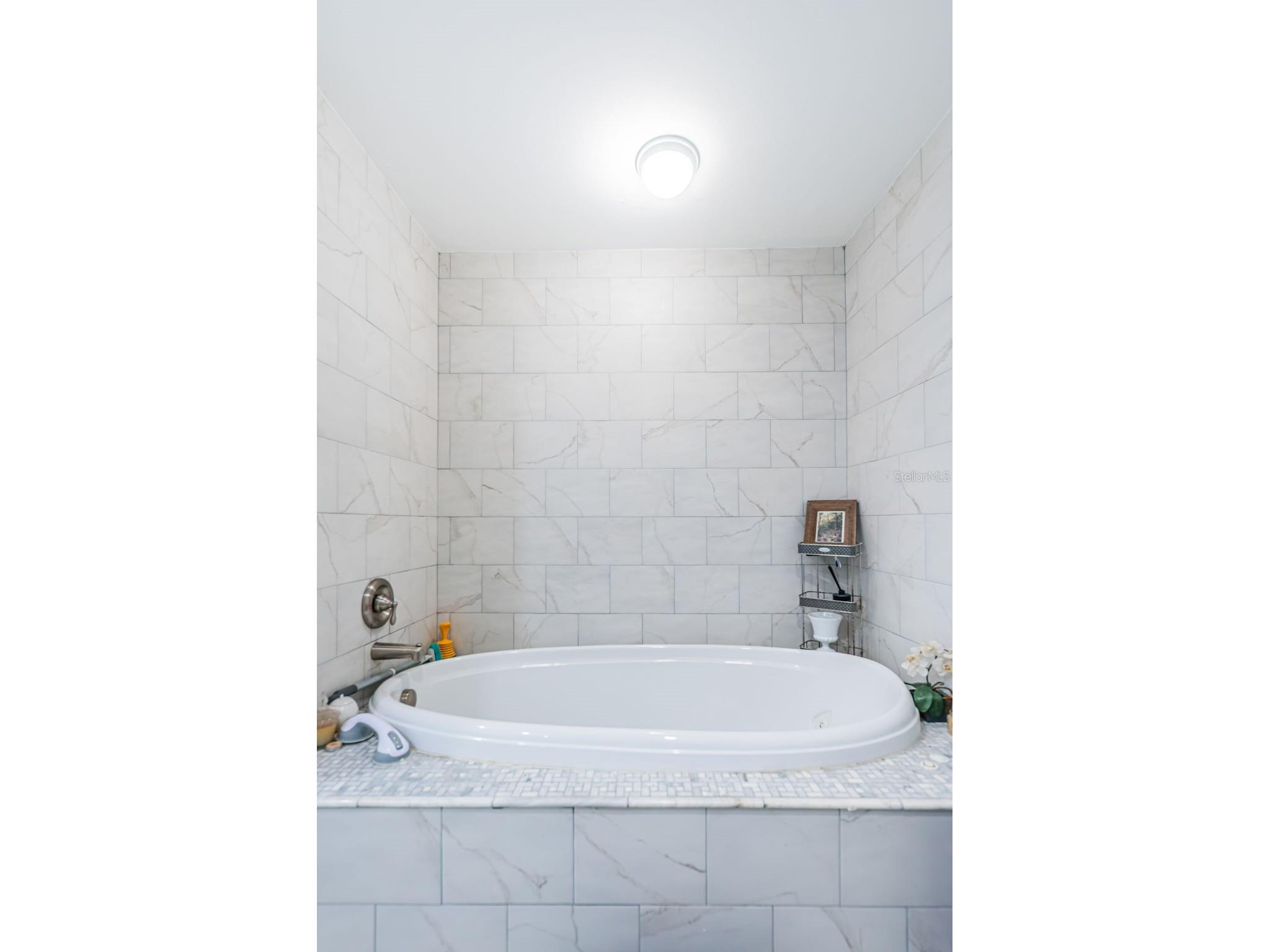 5230 Venetian Boulevard NE Saint Petersburg FL 33703 TB8528202 image22