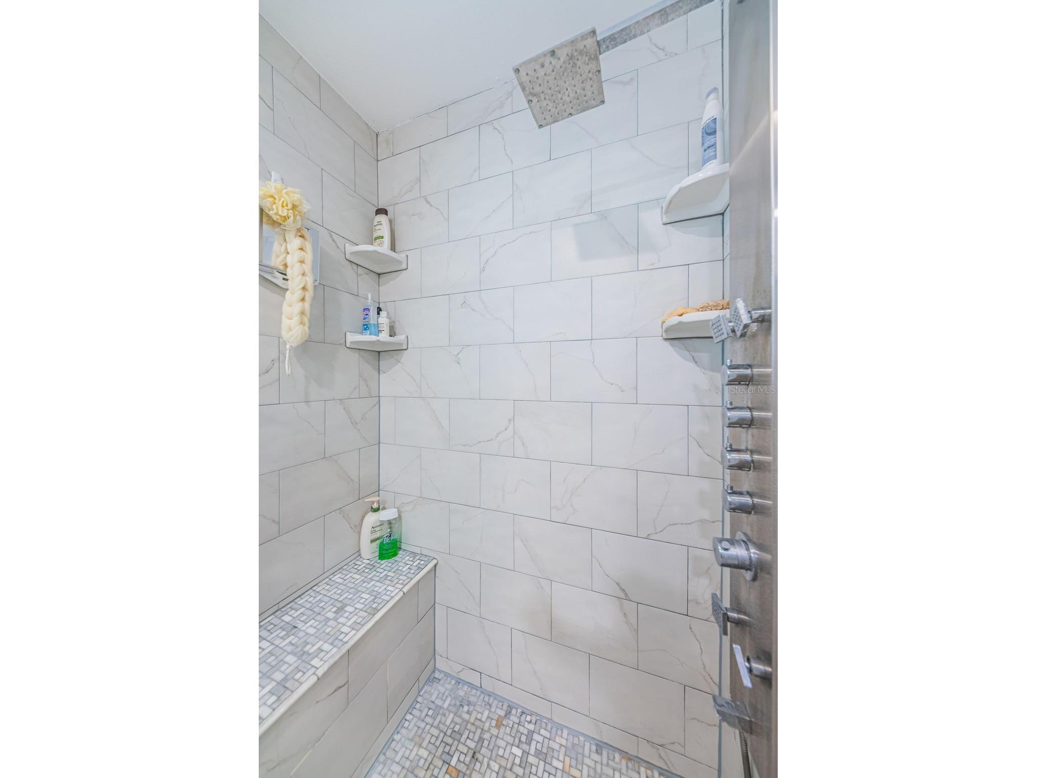5230 Venetian Boulevard NE Saint Petersburg FL 33703 TB8528202 image23