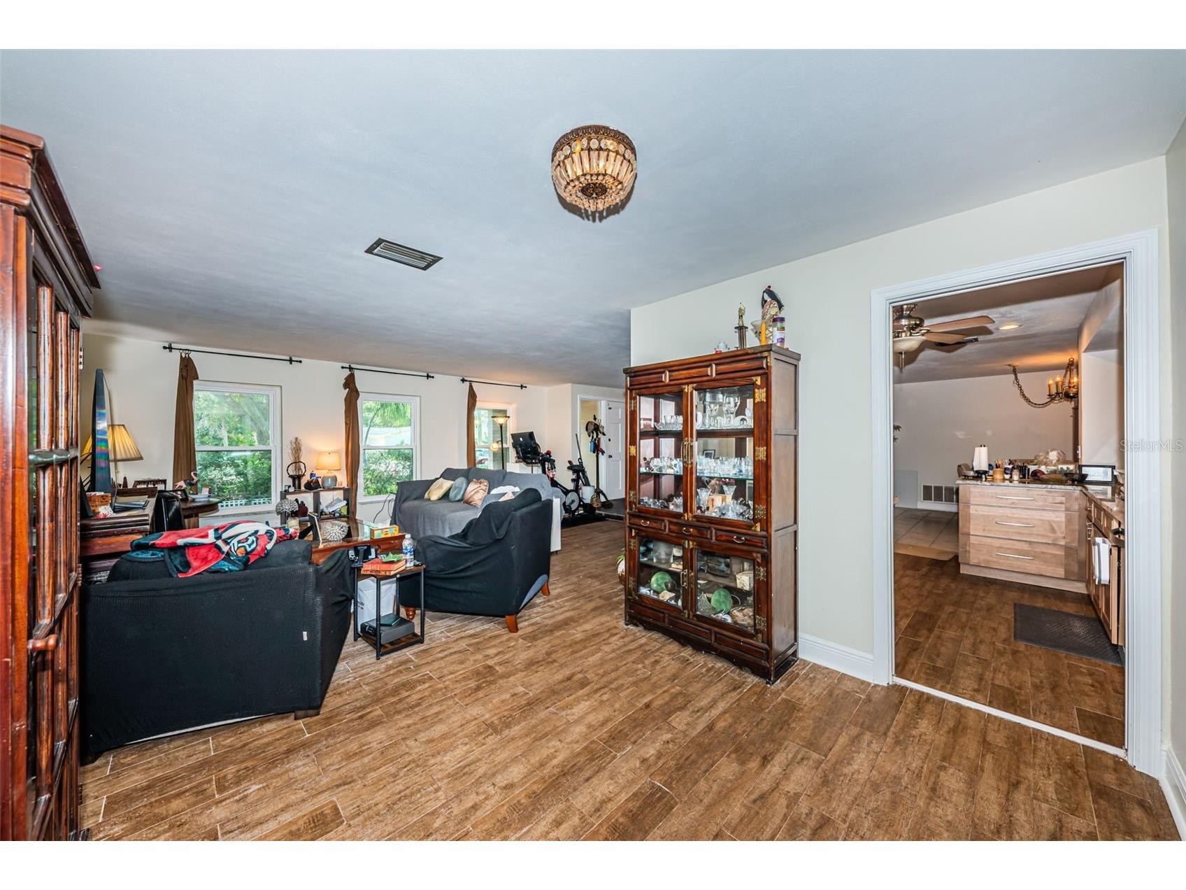5230 Venetian Boulevard NE Saint Petersburg FL 33703 TB8528202 image6
