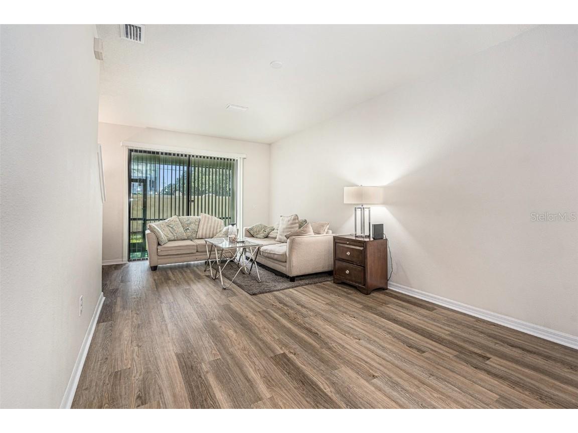 5231 Bay Isle Circle Clearwater FL 33760 TB8406855 image4