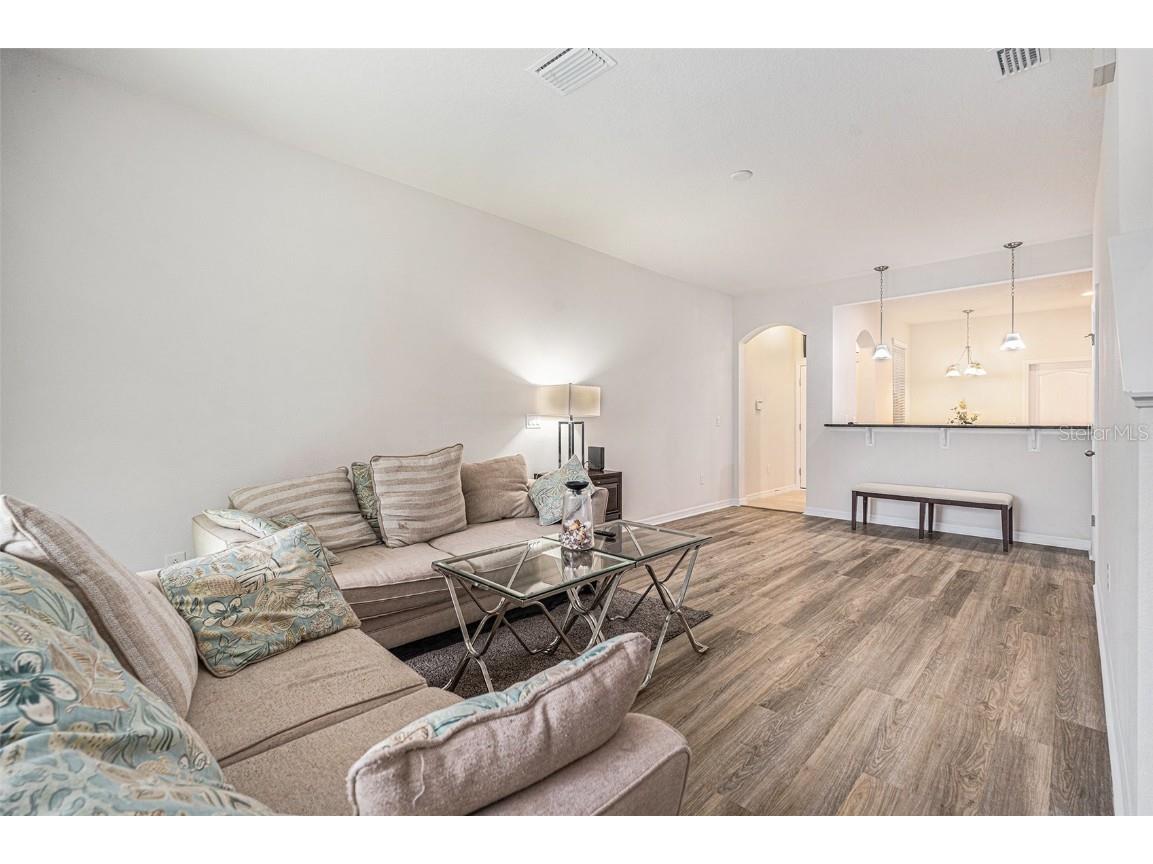 5231 Bay Isle Circle Clearwater FL 33760 TB8406855 image6