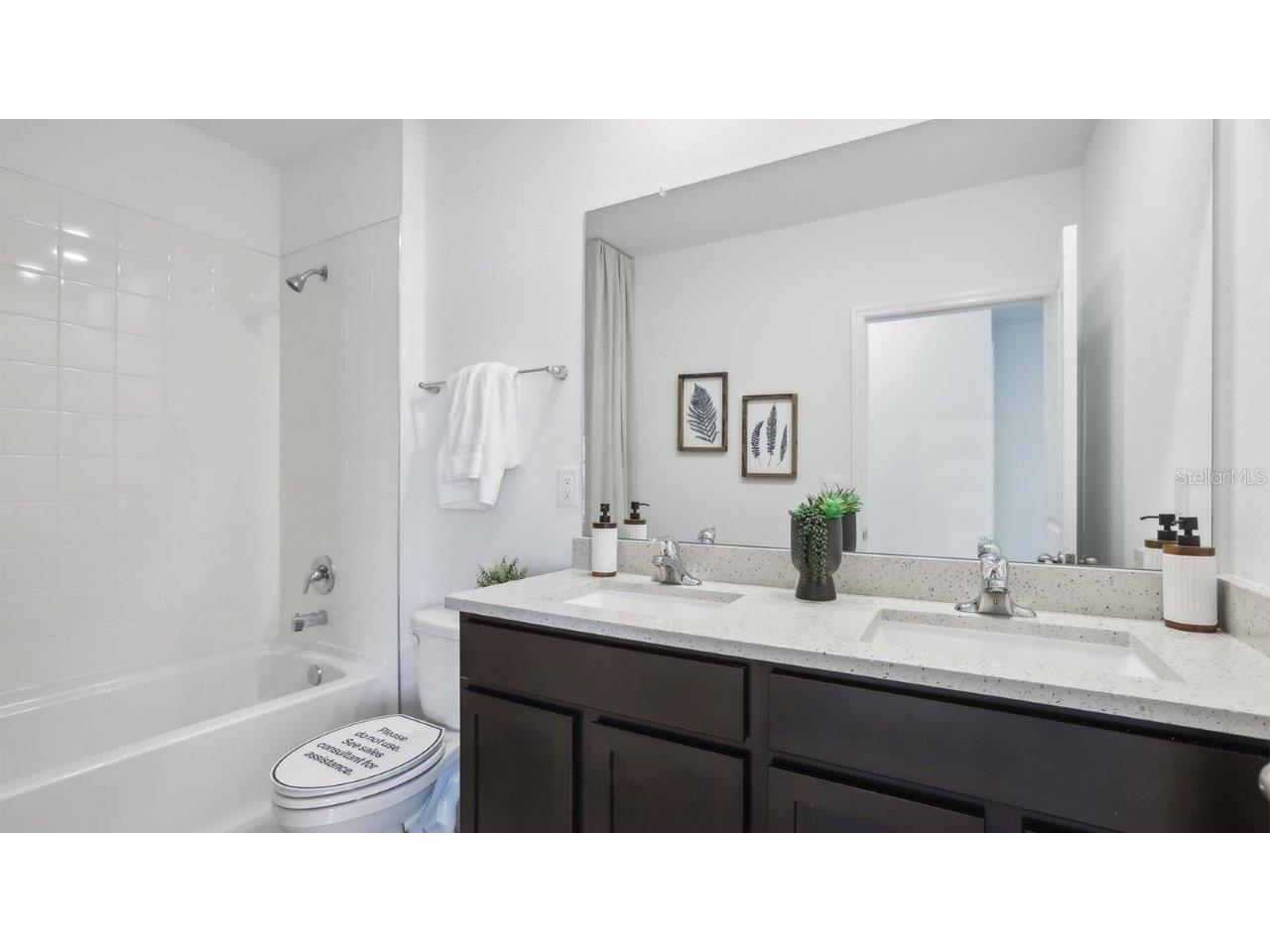 5231 Berry Bay Avenue Wimauma FL 33598 TB8451632 image12