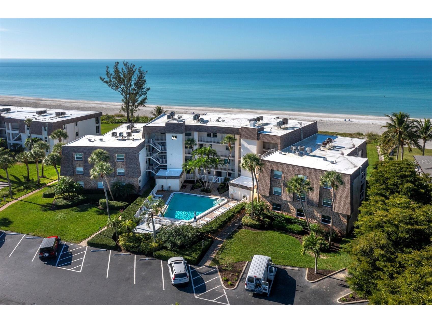 5231 Gulf Of Mexico Drive #104 Longboat Key FL 34228 - GULF OF MEXICO A4676730 image2