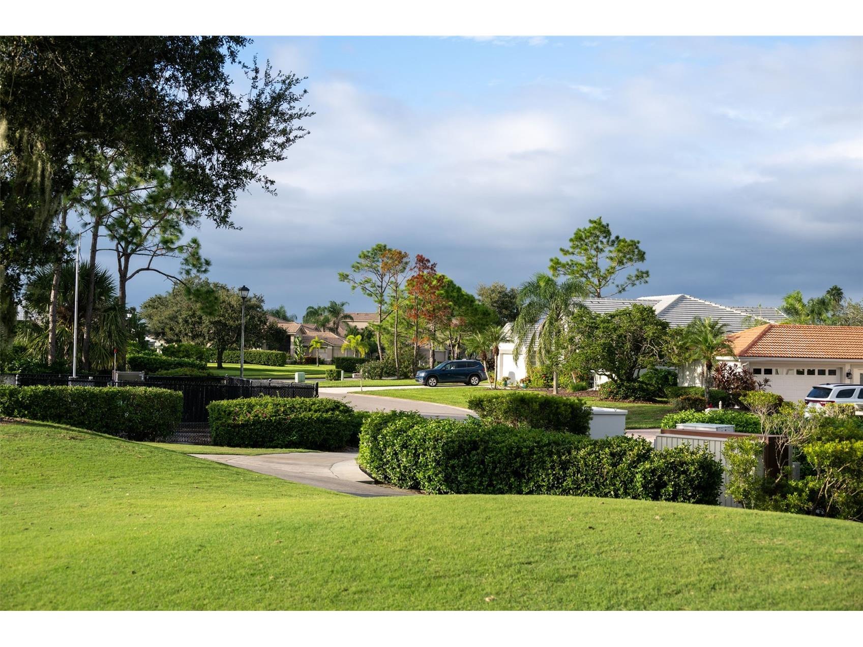 5231 Mahogany Run Avenue #325 Sarasota FL 34241 TB8500121 image82