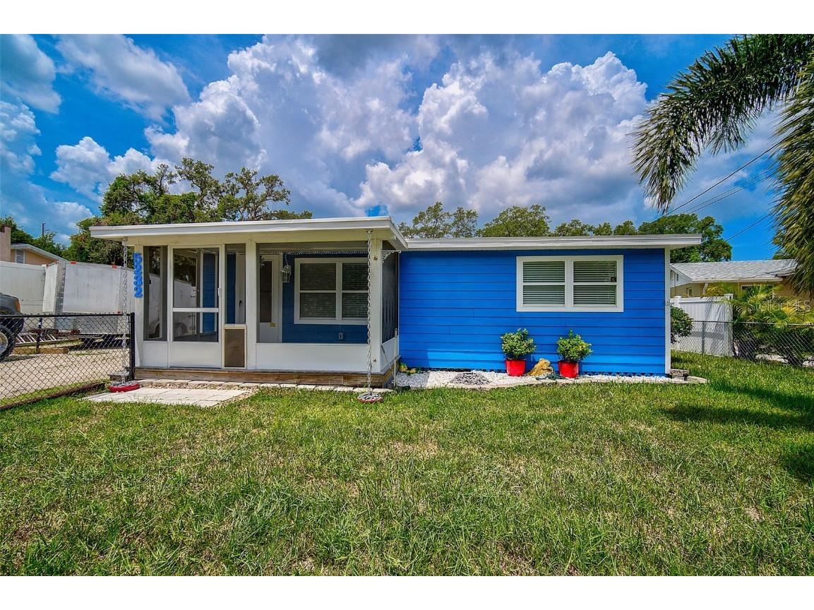 5232 47th Street E Bradenton FL 34203 A4578022 image1