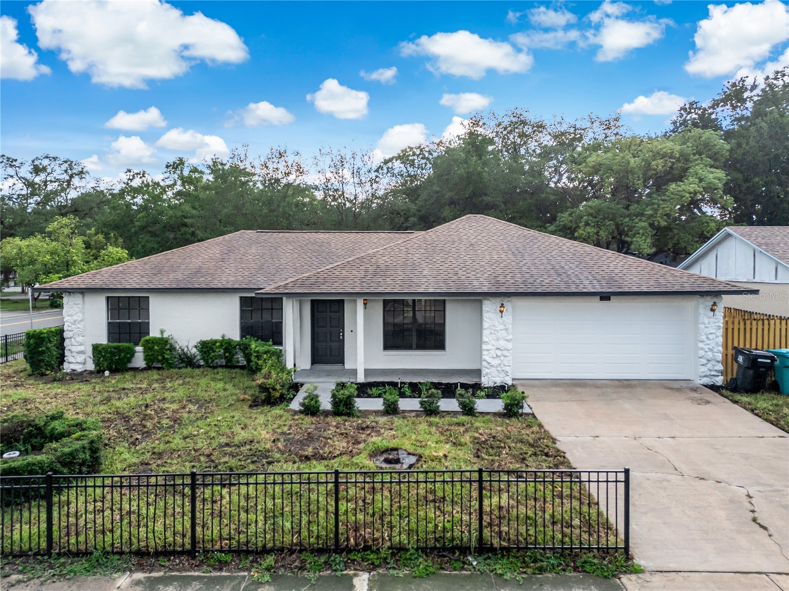 5232 Crisfield Court Orlando FL 32808 S5151668 image2
