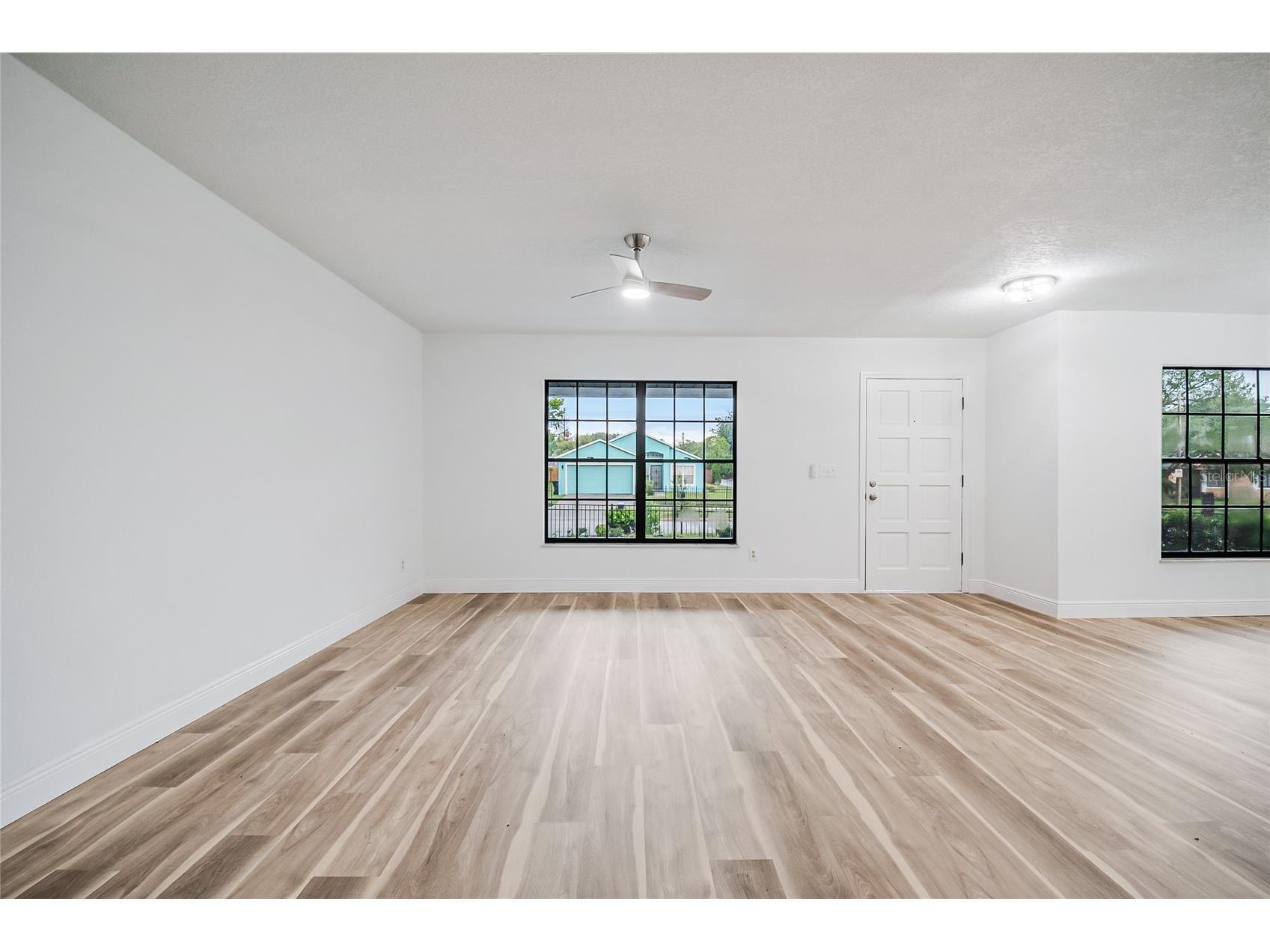 5232 Crisfield Court Orlando FL 32808 S5151668 image7