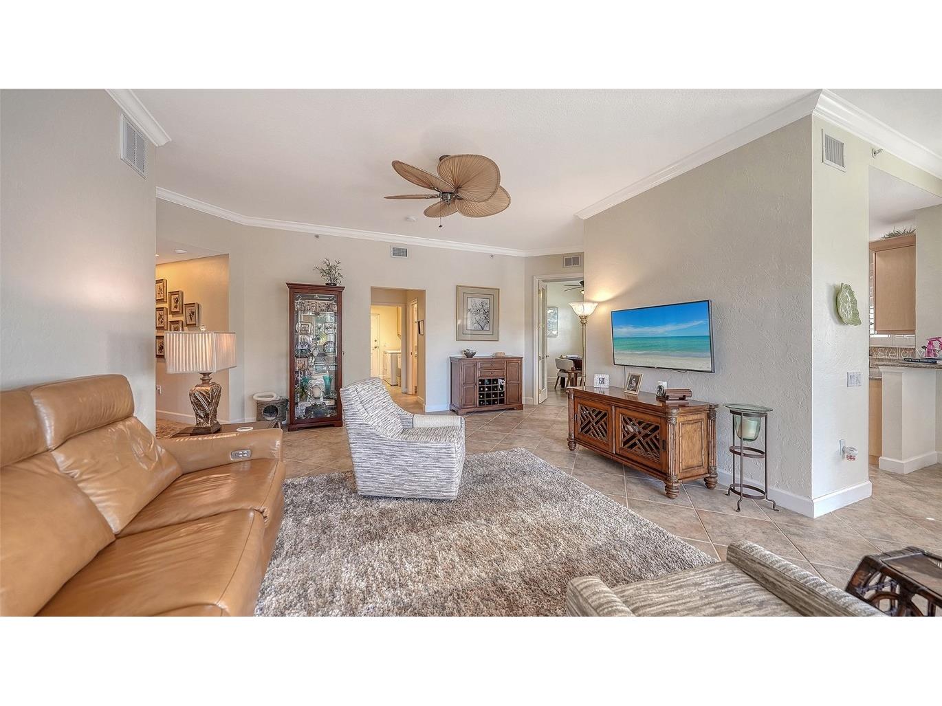 5232 Parisienne Place #101B31 Sarasota FL 34238 A4671434 image11