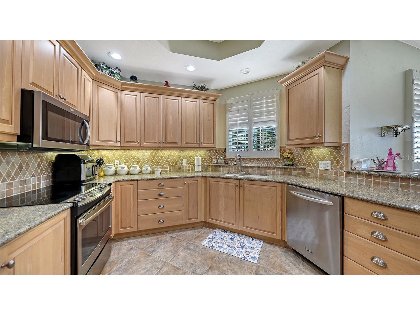 5232 Parisienne Place #101B31 Sarasota FL 34238 A4671434 image17