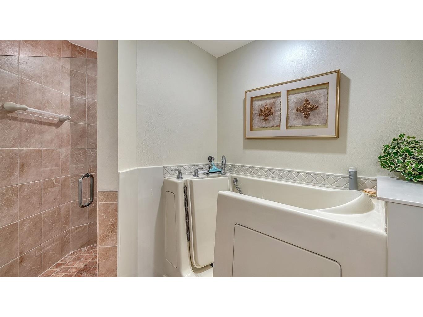 5232 Parisienne Place #101B31 Sarasota FL 34238 A4671434 image24